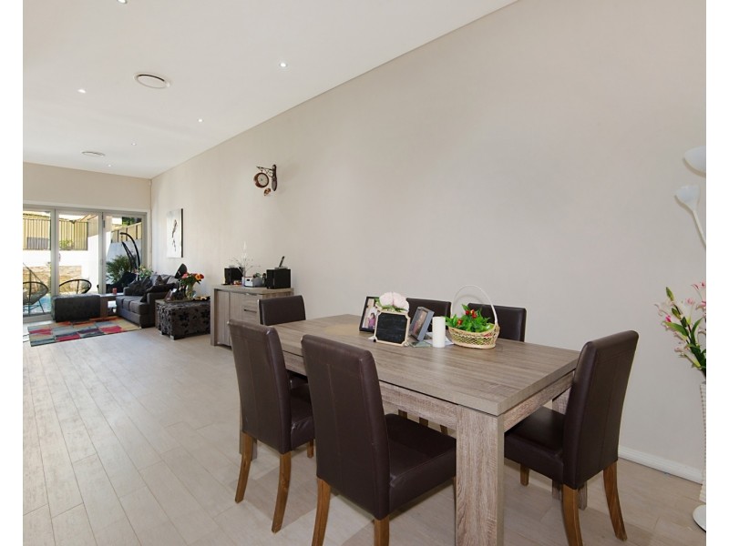 30 Burra Street, Pendle Hill NSW 2145