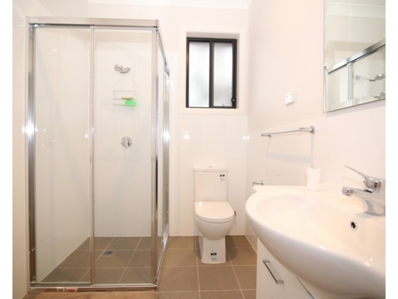 39A Greenmeadows Crescent, Toongabbie NSW 2146