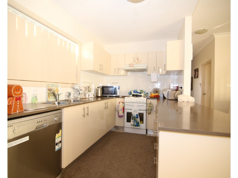 38A Carinya Road, Girraween NSW 2145