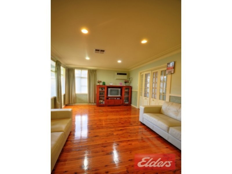 73 Bulli Road, Toongabbie NSW 2146