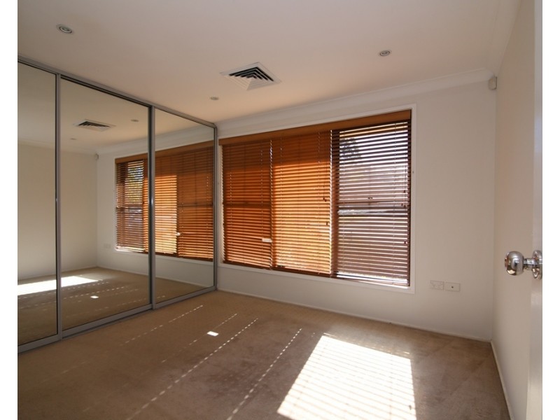 40 Australorp Avenue, Seven Hills NSW 2147