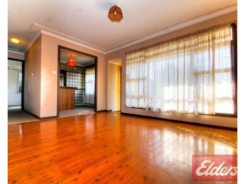 39 Fitzwilliam Road, Toongabbie NSW 2146