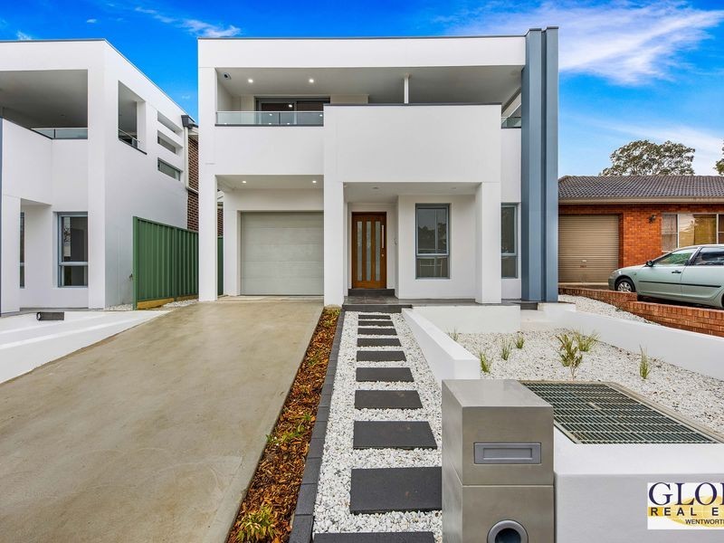 11 Mifsud St, Girraween NSW 2145
