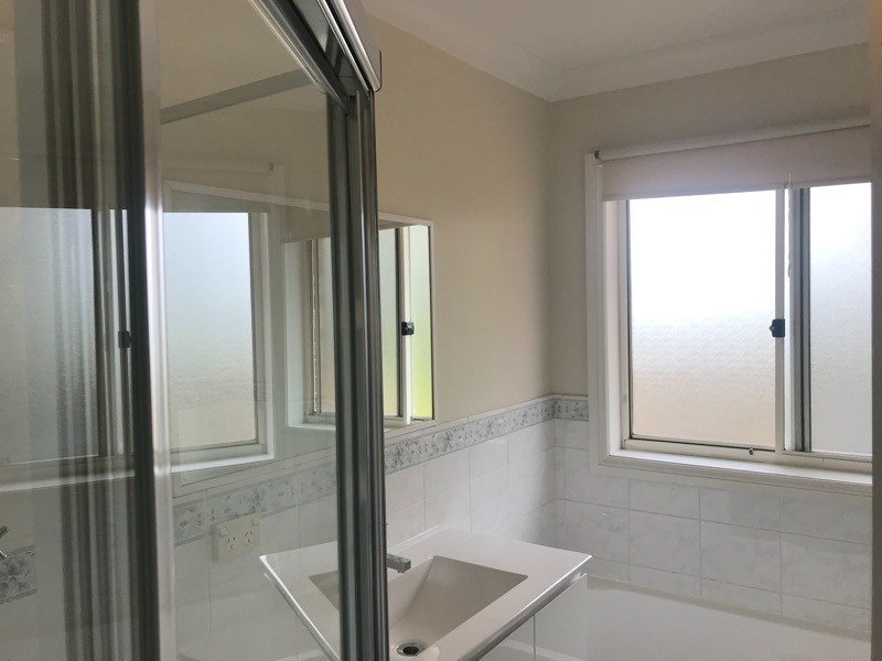 4 Obi Lane, Toongabbie NSW 2146