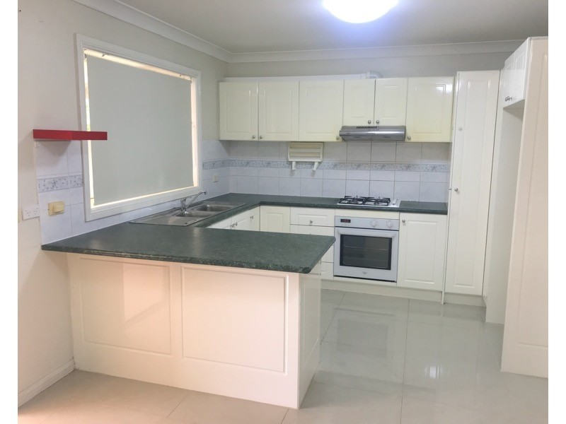 8/4  Obi Lane, Toongabbie NSW 2146