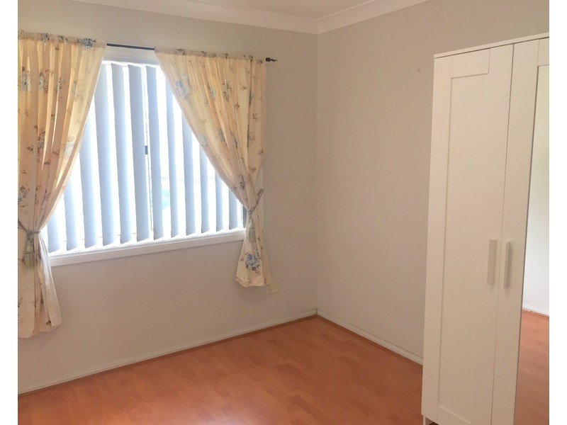 8/4  Obi Lane, Toongabbie NSW 2146