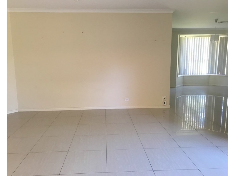 180a Ninth Ave, Austral NSW 2179