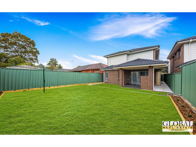 11B Miffsud St, Girraween NSW 2145