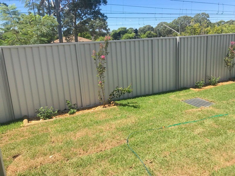 9/207 Targo Rd, Girraween NSW 2145