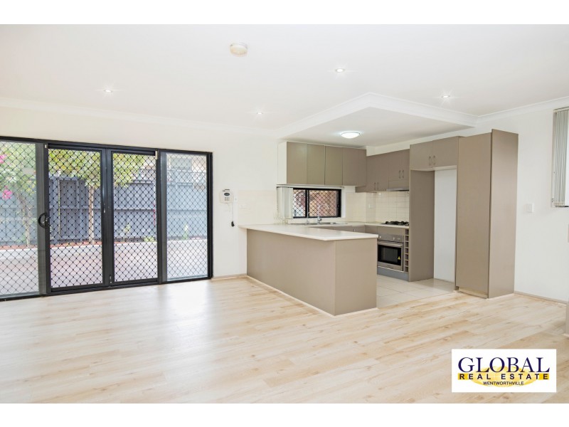 28 Girraween Rd, Girraween NSW 2145