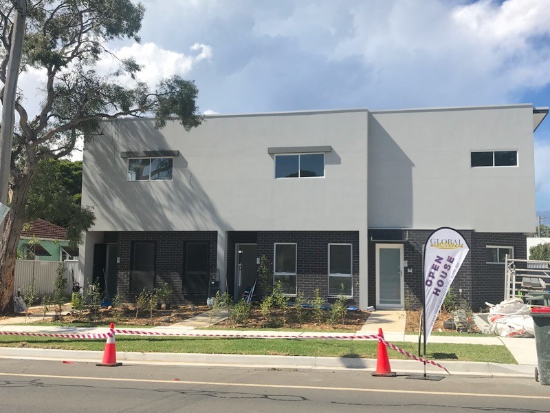 207 Targo Rd, Girraween NSW 2145