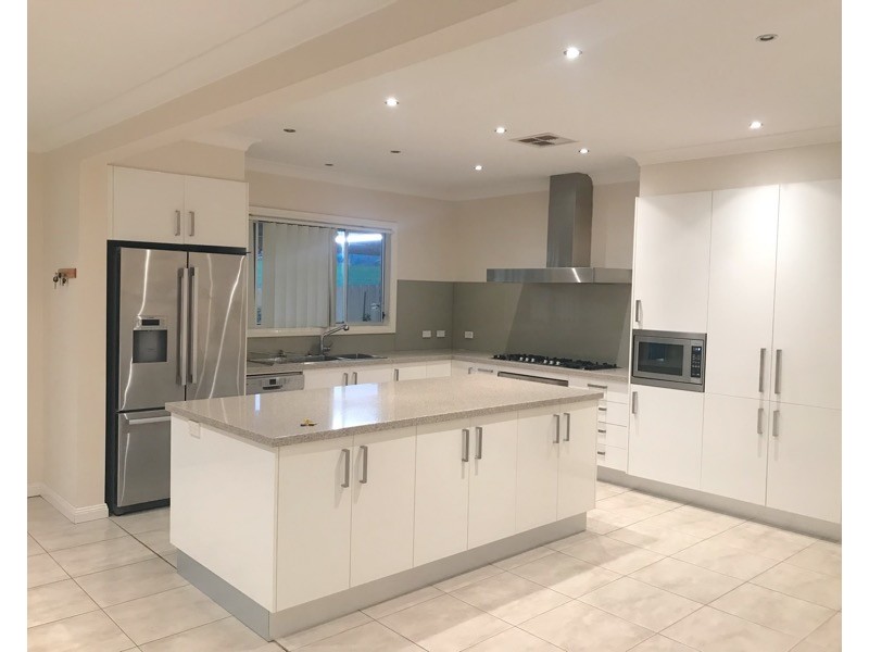 32 Dickson Rd, Leppington NSW 2179