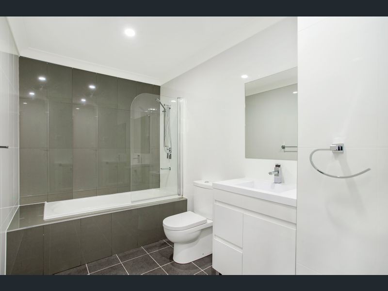 8 Oregano Glade, Rooty Hill NSW 2766