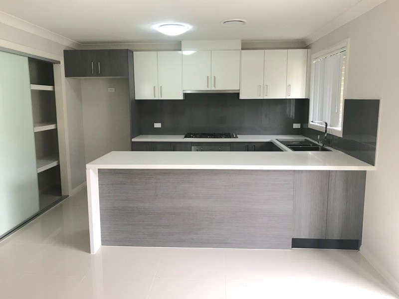 8 Oregano Glade, Rooty Hill NSW 2766