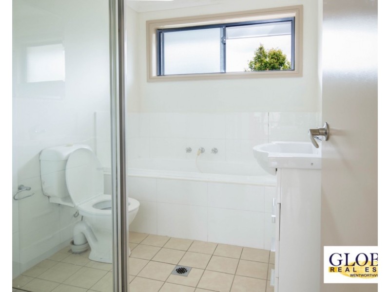 28 Girraween Rd, Girraween NSW 2145