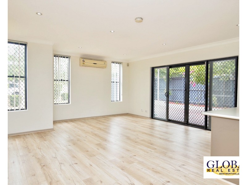 28 Girraween Rd, Girraween NSW 2145