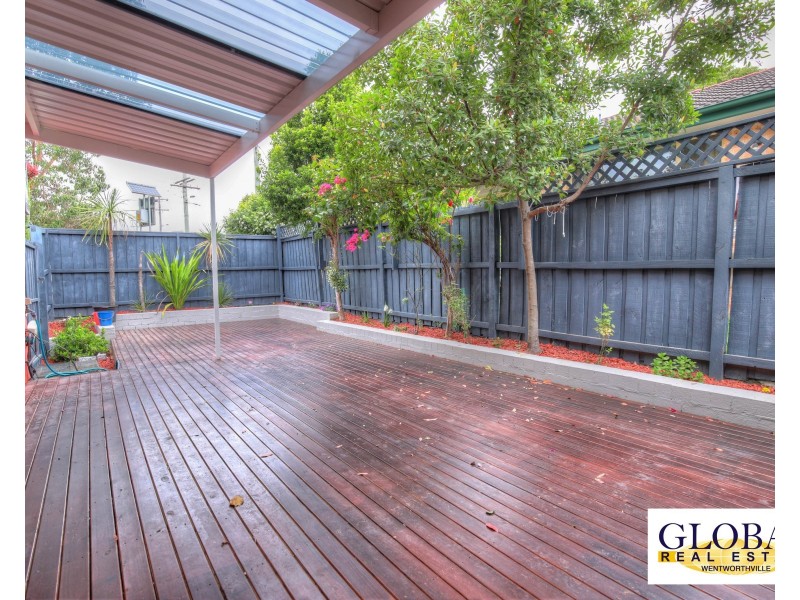 28 Girraween Rd, Girraween NSW 2145
