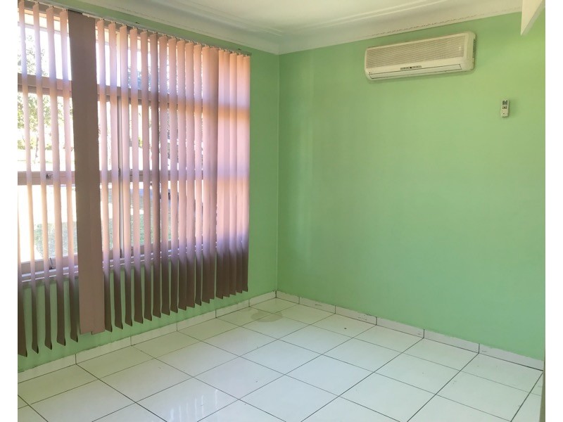 27 Berg St, Blacktown NSW 2148