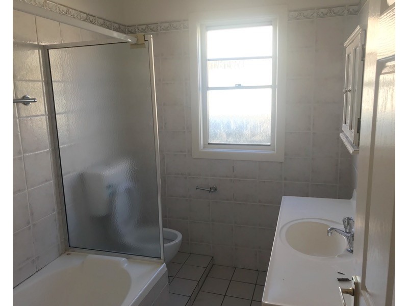 56 Chelmsford Rd, South Wentworthville NSW 2145