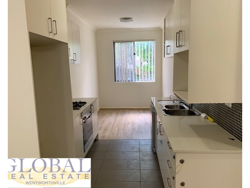 1-11 Lydbrooke St, Westmead NSW 2145