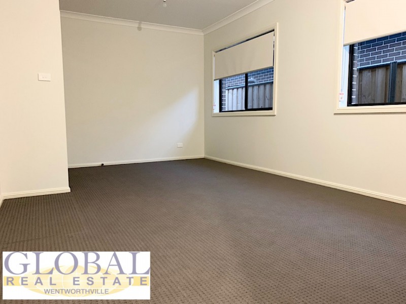 37A crystal palace Way, Leppington NSW 2179