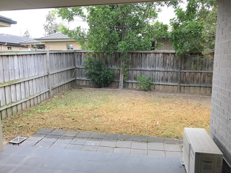 65  Pebble Cr, The Ponds NSW 2769