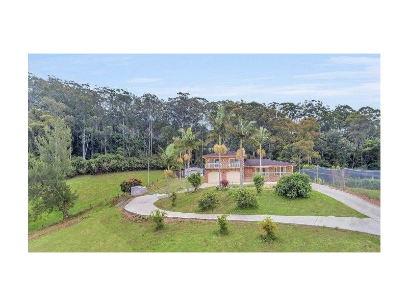 370 Crossmaglen Rd, Bonville NSW 2441