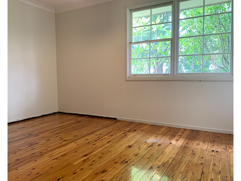 18 Vianney Cr, Toongabbie NSW 2146