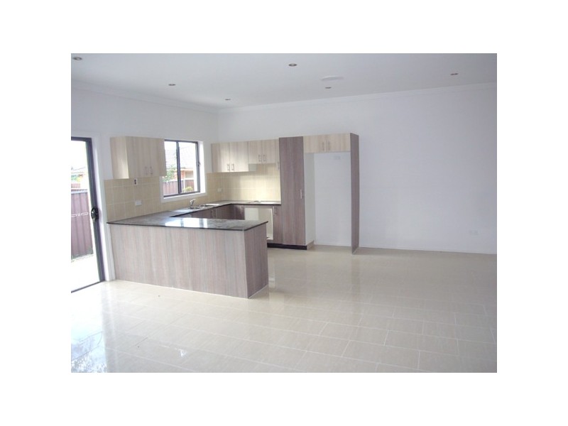 21 Eskdale St, Minchinbury NSW 2770