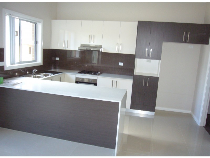 21 Eskdale St, Minchinbury NSW 2770