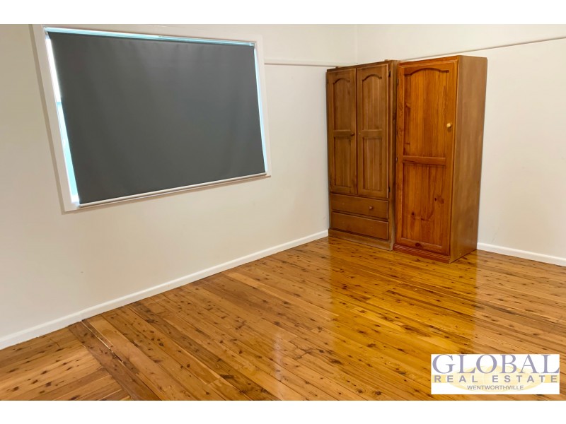 24 Arnett St, Pendle Hill NSW 2145