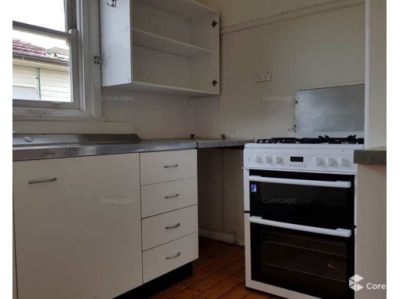 16  Drew St, Westmead NSW 2145