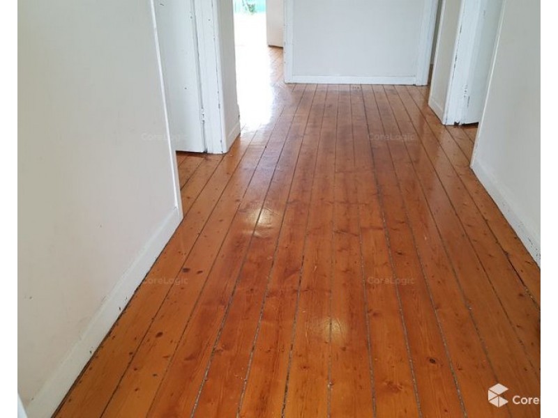 16  Drew St, Westmead NSW 2145