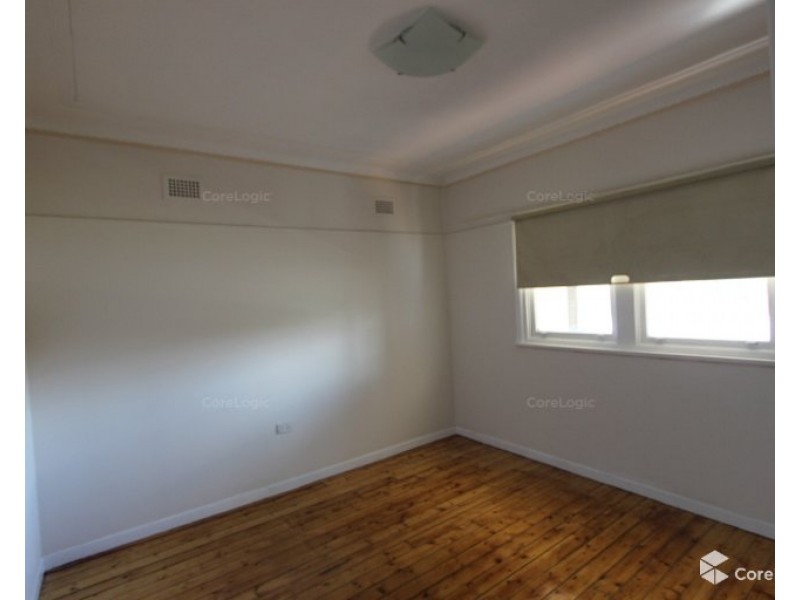 16  Drew St, Westmead NSW 2145