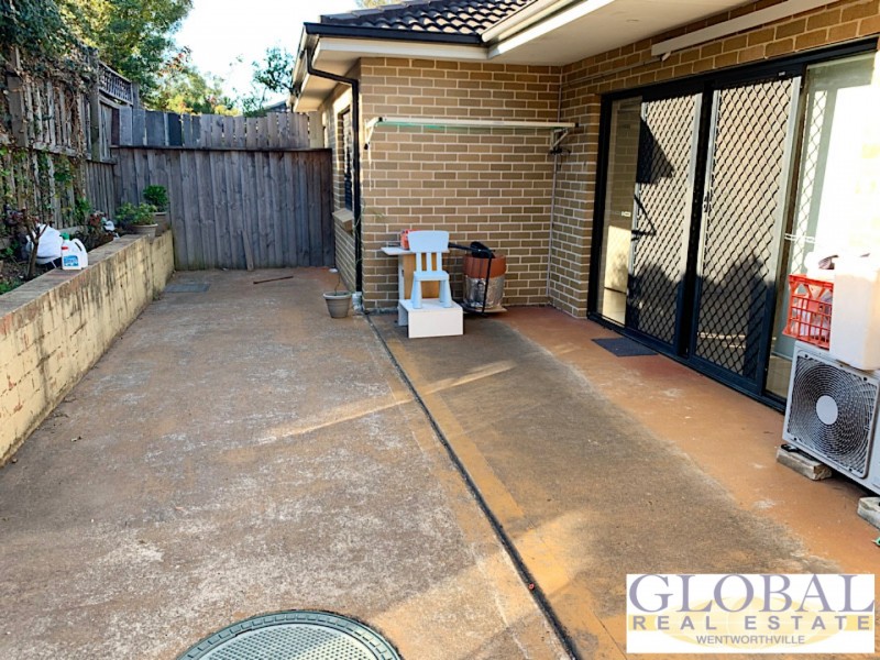 28 Girraween Rd, Girraween NSW 2145