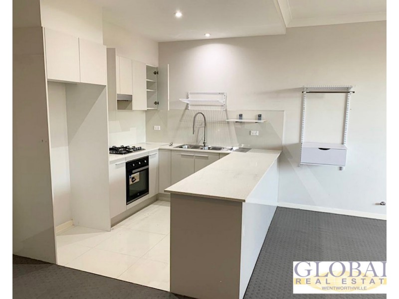 29-33 Darcy Rd, Westmead NSW 2145