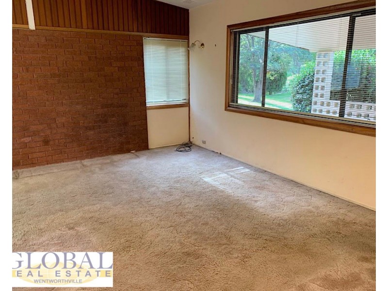 4 Holland Pl, Dundas NSW 2117