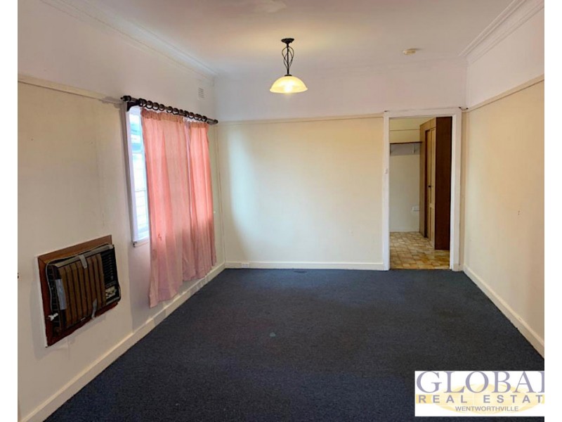 6 Levy St, Pendle Hill NSW 2145