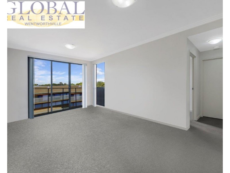 2-4 Belinda Pl, Mays Hill NSW 2145