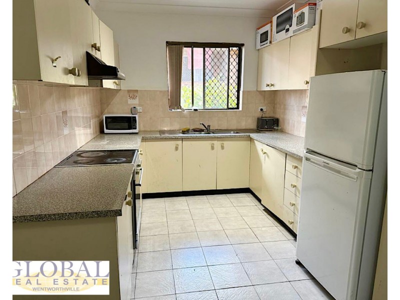 11 Louise St, Granville NSW 2142