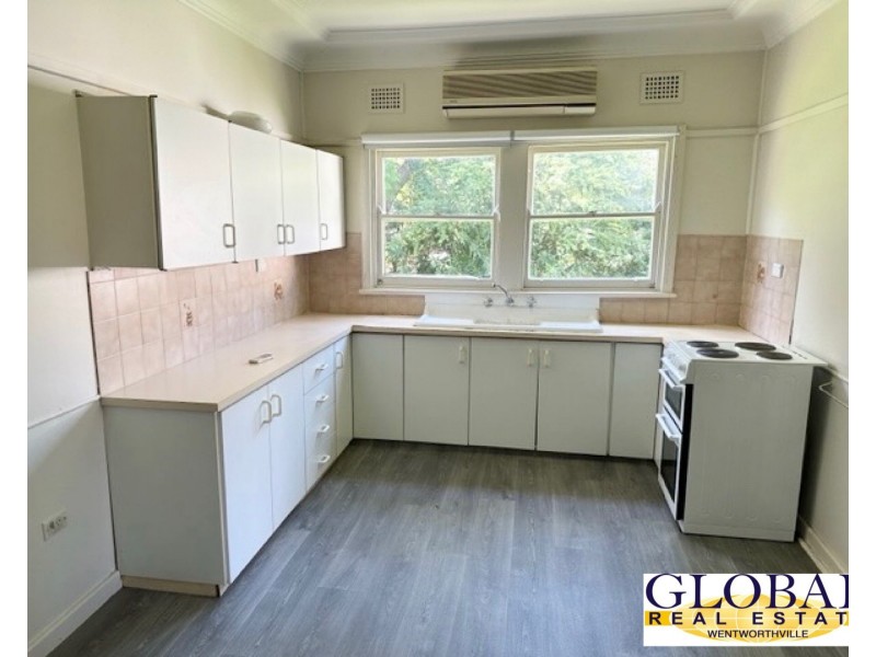 54 Fullagar rd, Wentworthville NSW 2145