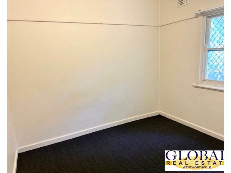 54 Fullagar rd, Wentworthville NSW 2145