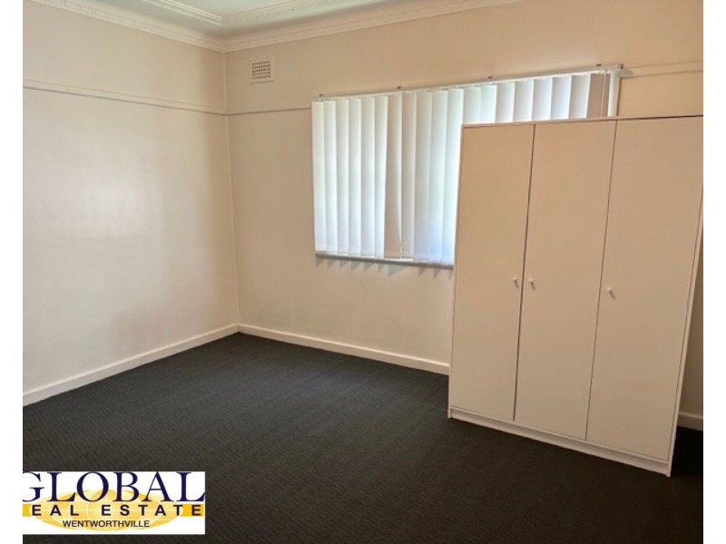 54 Fullagar rd, Wentworthville NSW 2145