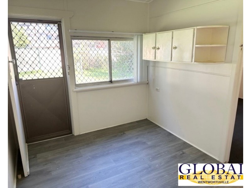 54 Fullagar rd, Wentworthville NSW 2145