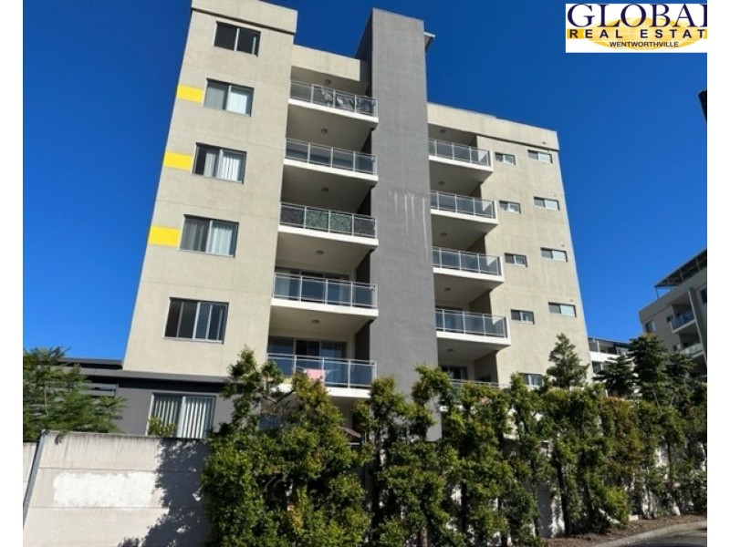 120/2 Quinn St Florence St, South Wentworthville NSW 2145