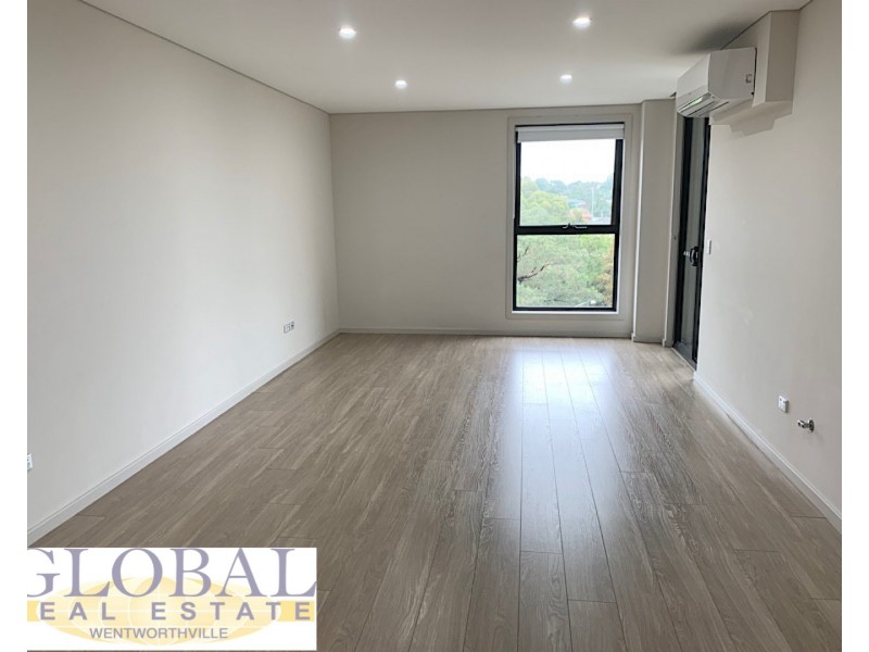 302/52  Dunmore St, Wentworthville NSW 2145