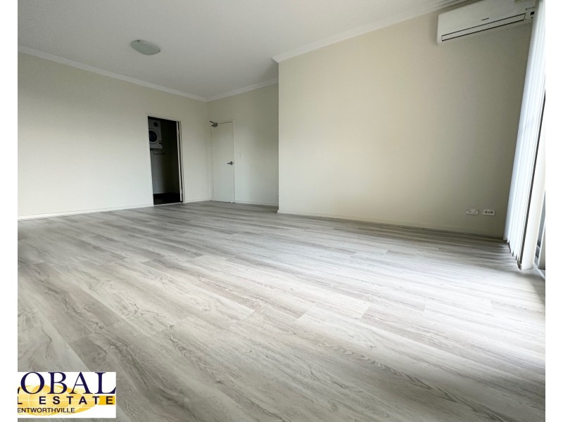 143/2  Quinn St, South Wentworthville NSW 2145