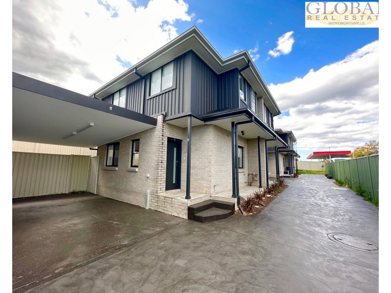 2 Markham Ave, Penrith NSW 2750
