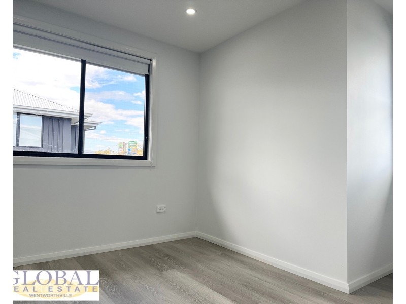 2 Markham Ave, Penrith NSW 2750