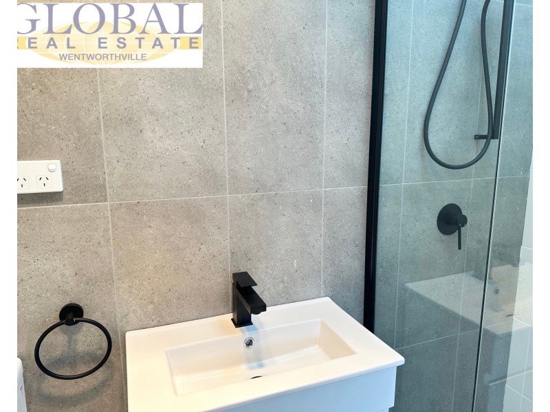 2 Markham Ave, Penrith NSW 2750